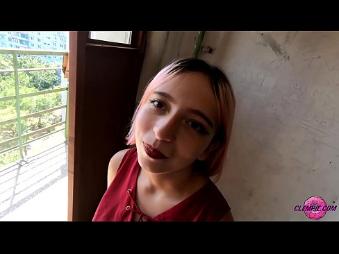 ❤️ Cov tub ntxhais kawm Sensual Sucks ib tug neeg txawv txawv nyob rau hauv lub Outback - Cum ntawm nws lub ntsej muag ❤️ Anal video ntawm peb  ❌ Ib